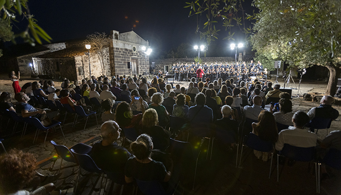 “Un’Isola di Musica 2022”: la tournée del Coro del Teatro Lirico