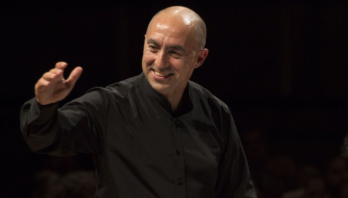 Marco Angius dirige l'Orchestra del Teatro Lirico il 23-24 marzo