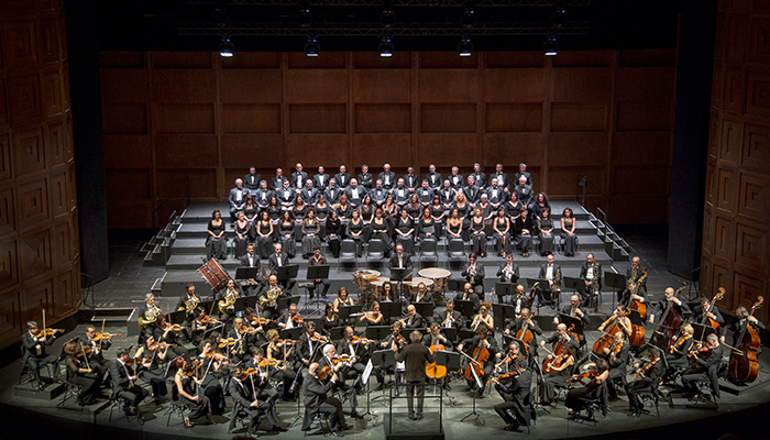 Donato Renzetti dirige l'Orchestra e il Coro il 26-27 gennaio